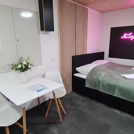 Theox No 11 Studio Apartment Fuer 2 Personen Heppenheim  Luaran gambar