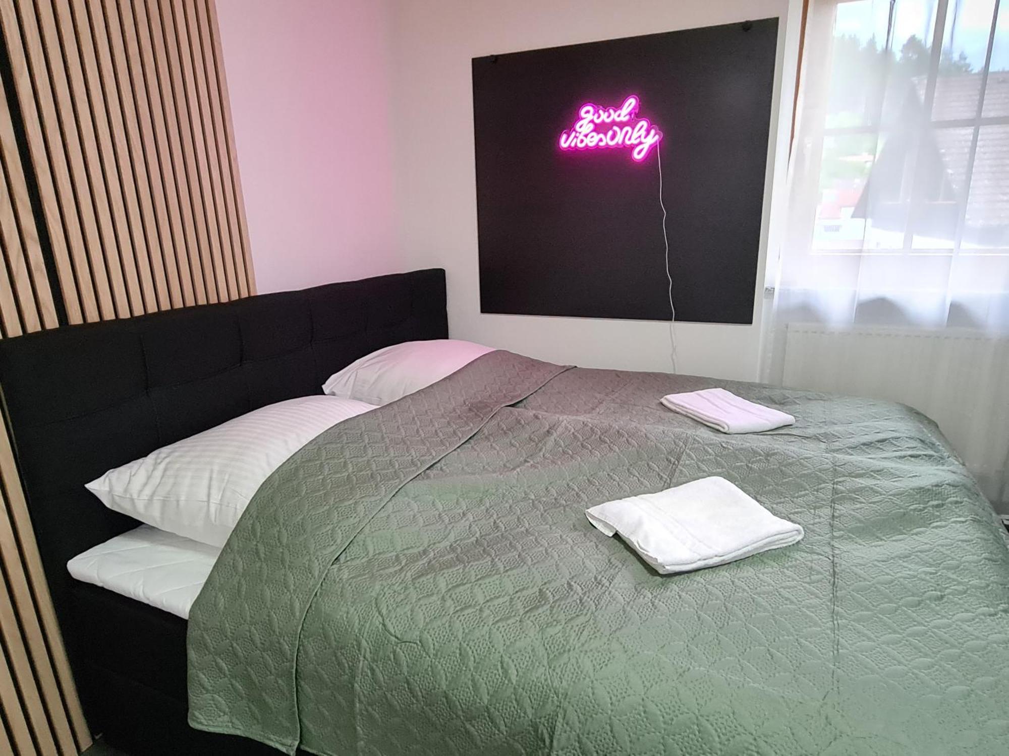 Theox No 11 Studio Apartment Fuer 2 Personen Heppenheim  Luaran gambar
